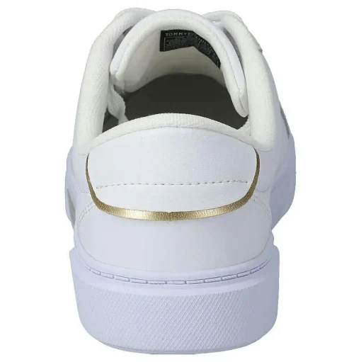 Chic HW Court Sneaker