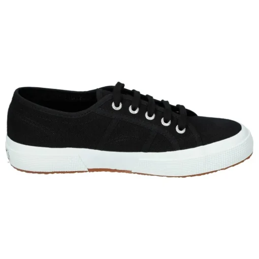 2750 Cotu Classic