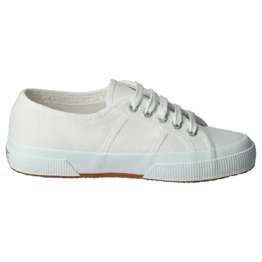 2750 Cotu Classic