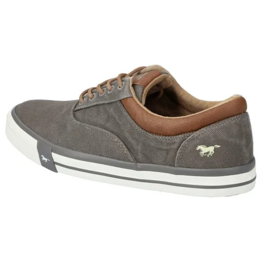 Schnürschuh