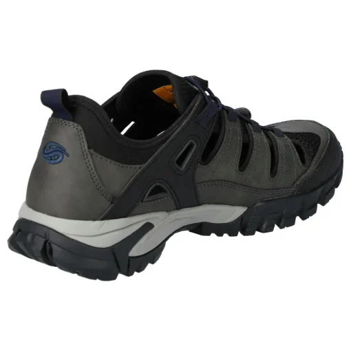 Schnürschuh