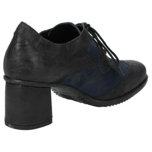 Schnürschuh
