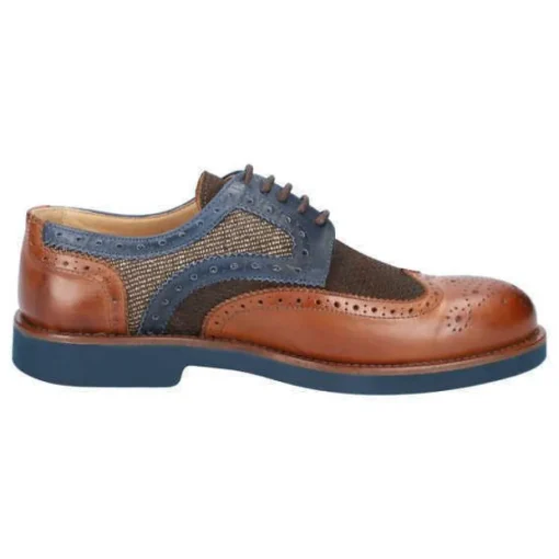 Schnürschuh