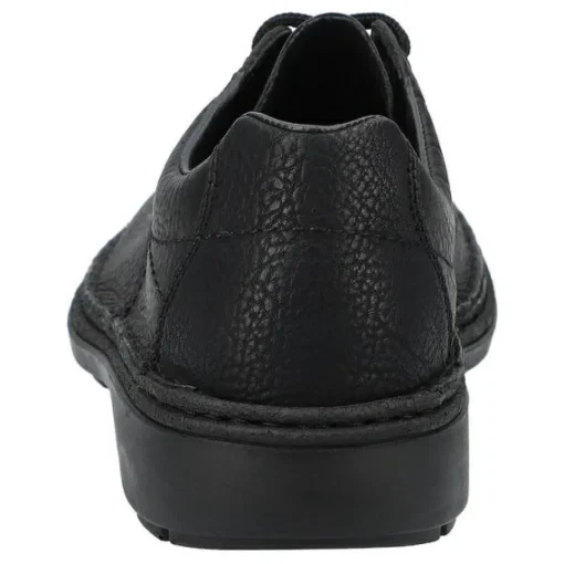 Schnürschuh