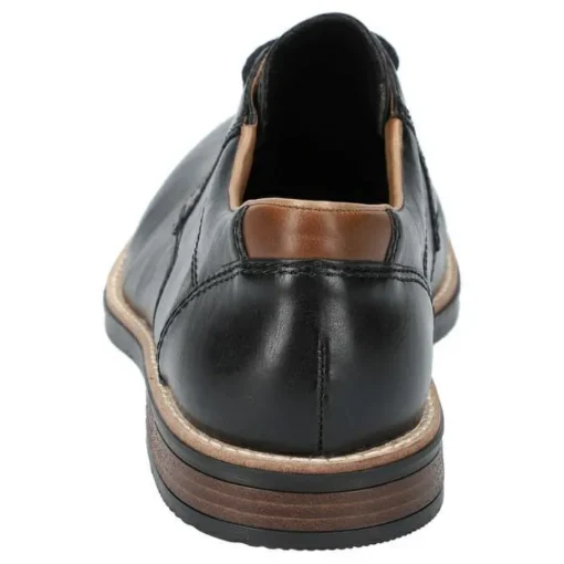 Schnürschuh