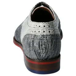 Schnürschuh