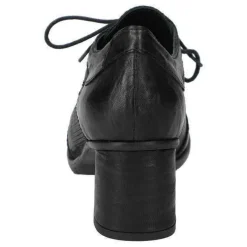 Schnürschuh