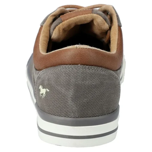 Schnürschuh