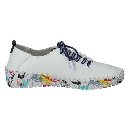Sneaker