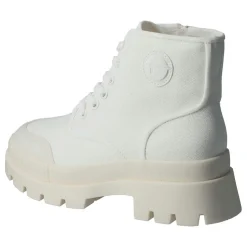 Sneaker hoch