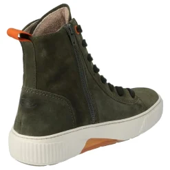 Sneaker hoch