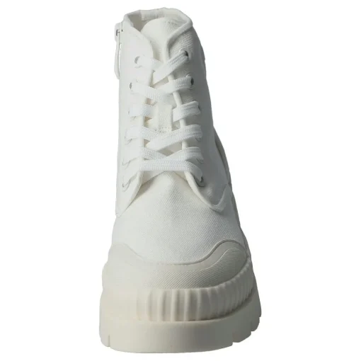 Sneaker hoch