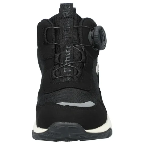 Sneaker hoch