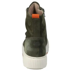Sneaker hoch