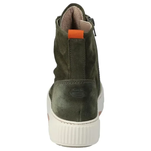 Sneaker hoch