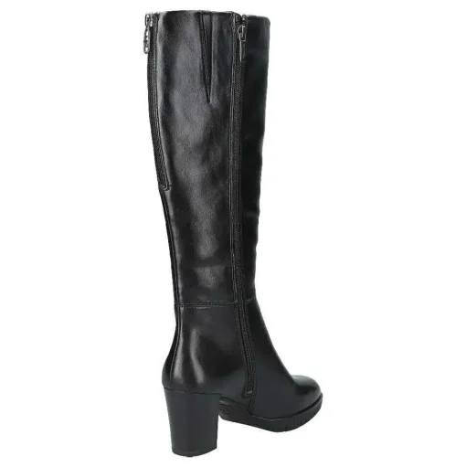 Stiefel