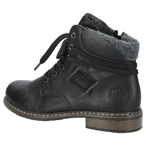 Stiefelette
