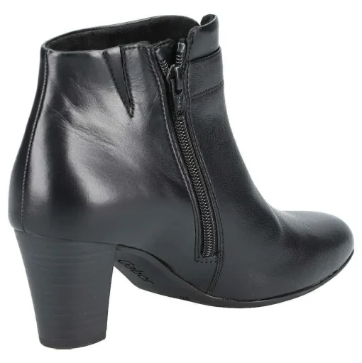 Stiefelette