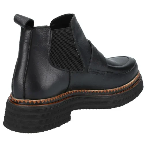 Stiefelette