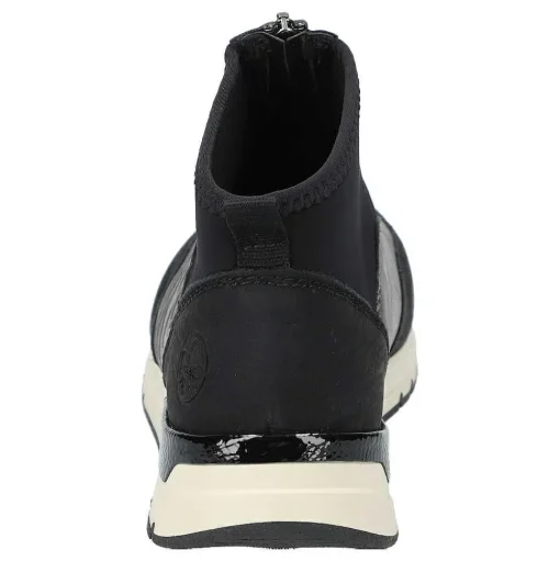 Stiefelette