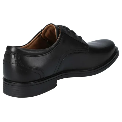 Un Aldric Lace